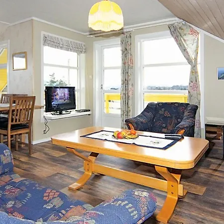 Gorgeous Home In Hatlestrand With House Sea View Holiday home *