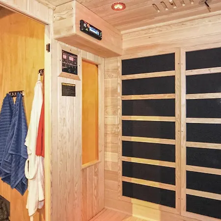 Ferienhaus Cozy In With Sauna