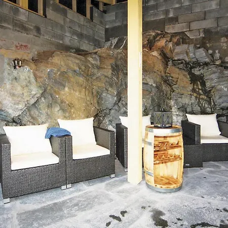 Cozy In With Sauna Ferienhaus Hatlestrand