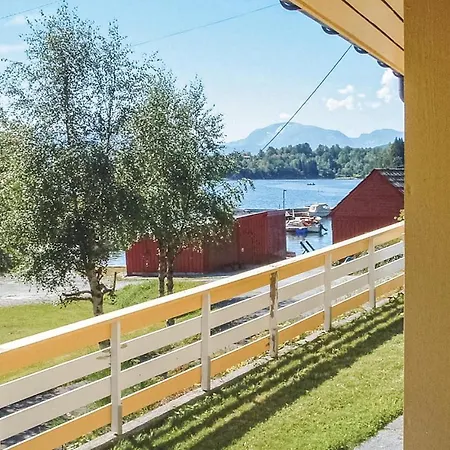 Front In With Sauna *