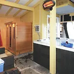 Vakantiehuis Front In With Sauna *